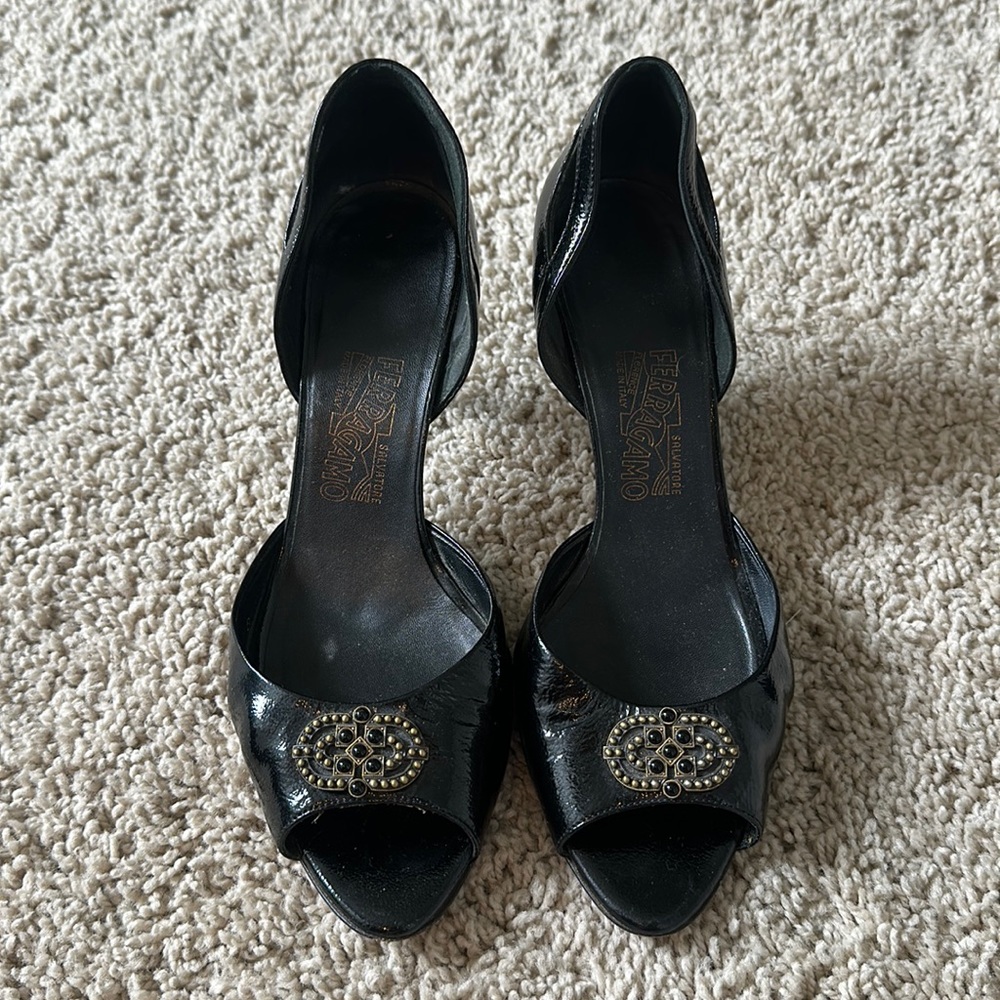 Savatore Ferragamo EU39 (9) Black Peep Toe Heel